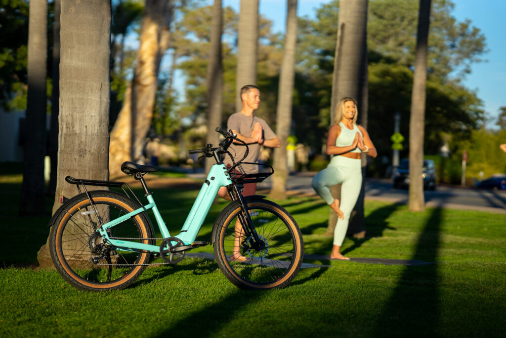 Velotric - Discover 1 Bike - Step-Thru -Cyan