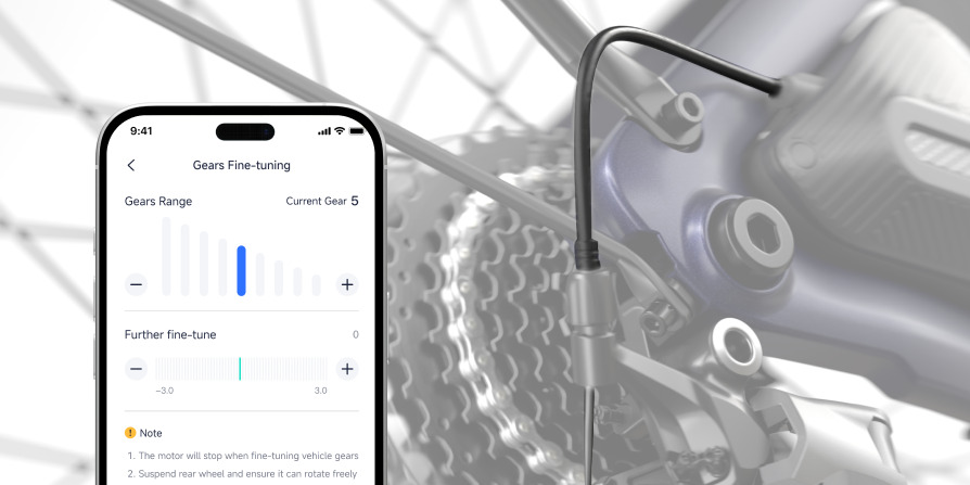 Segway Myon's smart control system with electronic shifting buttons and display