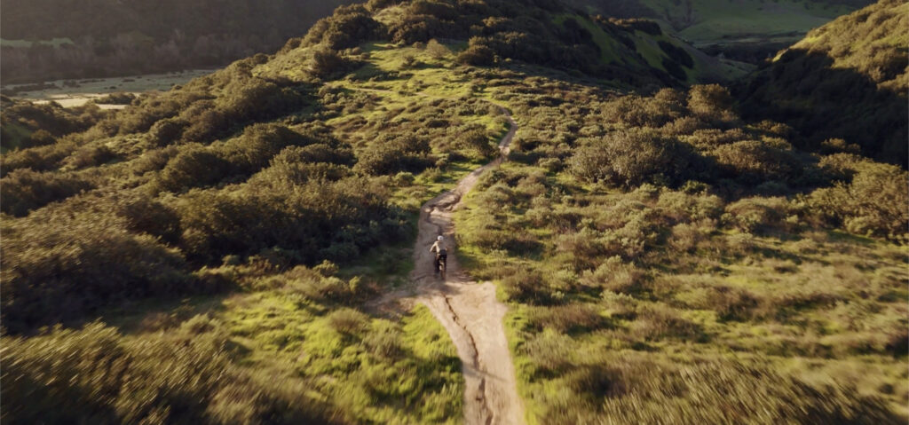 Aventon Ramblas on Tampa Bay bridge with water view
