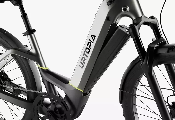 Urtopia Carbon Atom Moonlight step-through carbon frame and removable battery housing Urtopia Carbon Atom Moonlight step-through carbon frame and removable battery housing